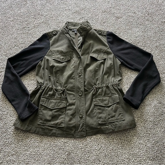 TORRID 00 0X XL Olive Green Twill Anorak Black Sleeves R $89 - Picture 4 of 11